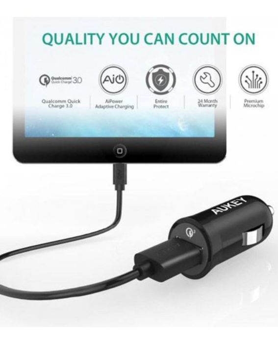 تصویر  شارژر فندکی آکی مدل CC-T10