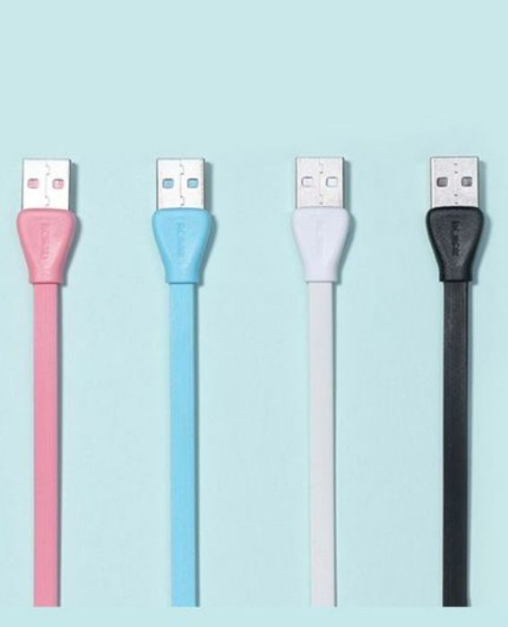 تصویر  کابل یک متری شارژ و انتقال اطلاعات USB 2.0 به MicroUSB ریمکس مدل RC-028m