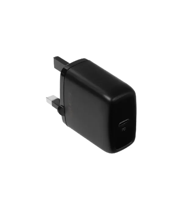 تصویر  شارژر دیواری فست و PD تک پورت گرین لاین به همراه کابل شارژ Type-C مدل GN20UKCCBK 20W