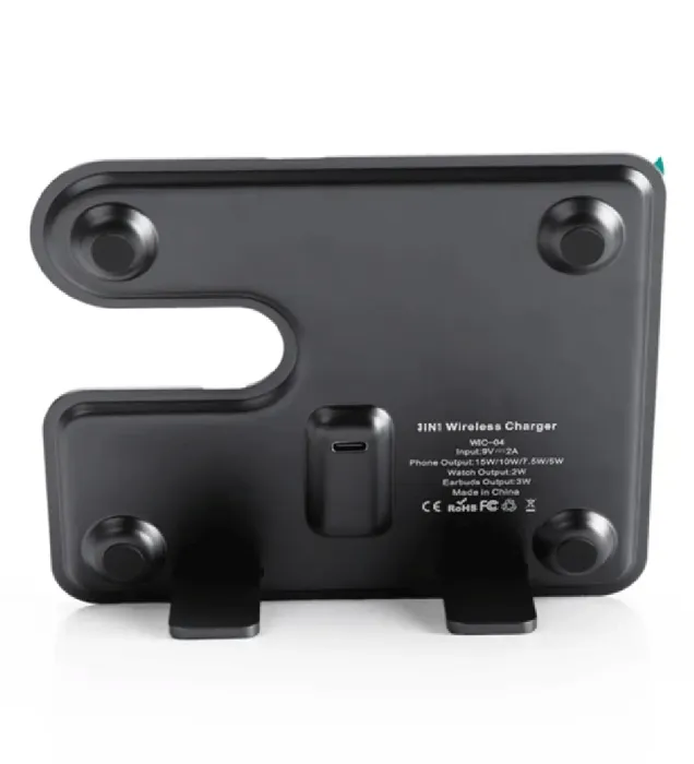تصویر  شارژر رومیزی جی بی کیو مدل WIC-04 با کابل تبدیل USB-C