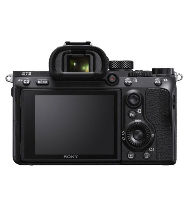 تصویر  دوربین عکاسی بدون آینه سونی مدل A7 III با لنز 28-70 میلی متری