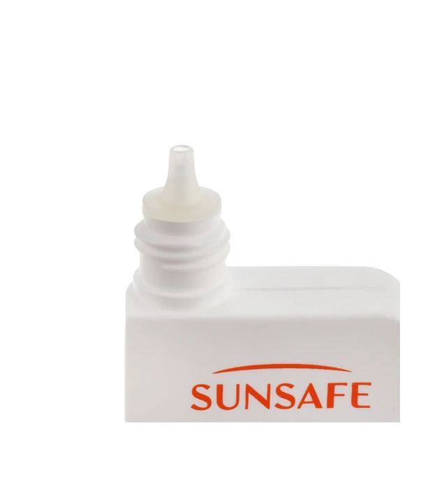 تصویر  کرم ضدآفتاب بی رنگ  سان سیف با 50 SPF مناسب پوست چرب و مختلط 55 میلی لیتر